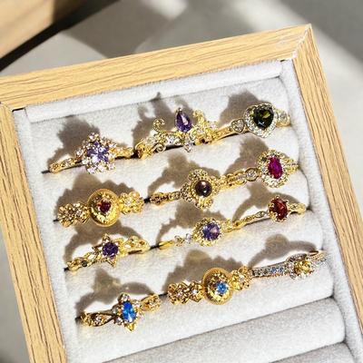 Oui, Série Boîte Mystère Touch, Bague Ouverte Gitane Trésor Coloré, Vague Zircon Micro-Incrusté Luxe Léger Haut de Gamme.