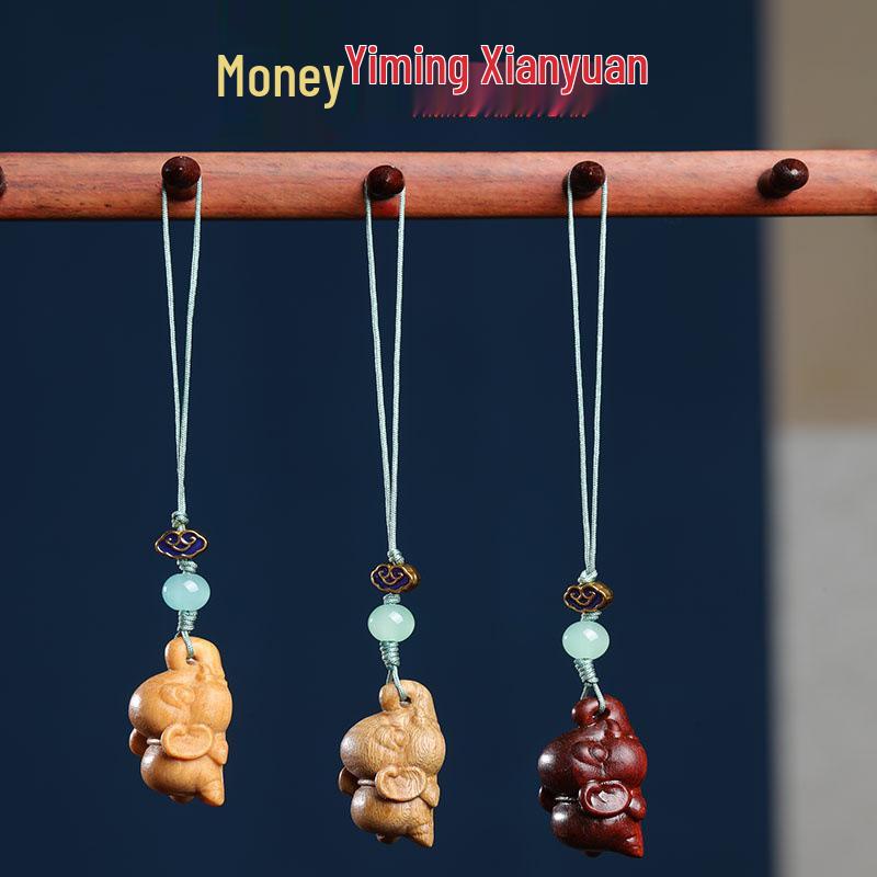 Green Sandalwood Flying Elephant Keychain Pendant - Cute and Versatile Bag Charm Accessory