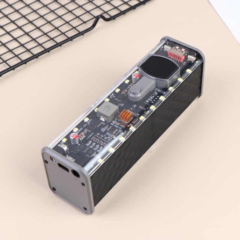 18650 Battery Storage Box 8 Cell PD 45W Fast Charging Power Bank Case DIY Rechargeable Kit for Camping Business Trips