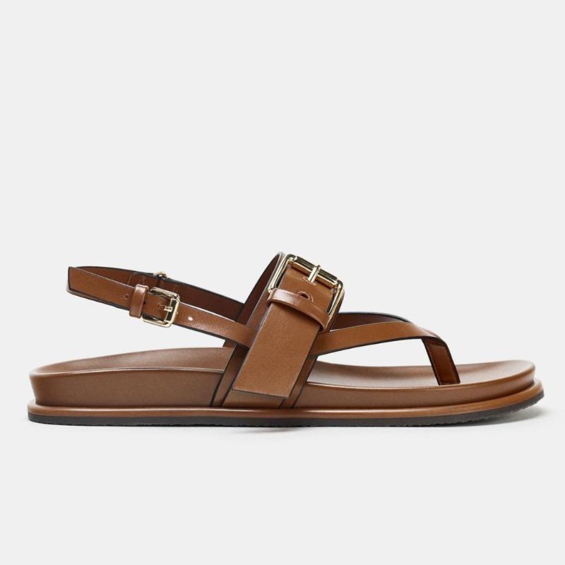 Fashion Metal Buckle Decoration Flat Sandals Women Sexy Clip Toe Back Strap Gladiator Sandals Summer Vacation Beach Flip Flops