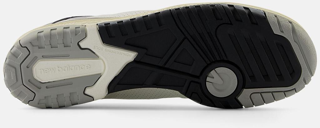 Кросссовки New Balance 550 BB550 морская соль/бетон/черный