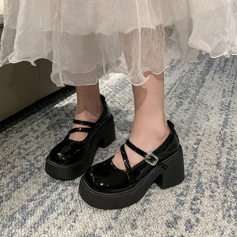 

Small leather shoes summer and autumn new college style round head thick heel retro one-word buckle Mary Jane single shoes women 35 чёрный