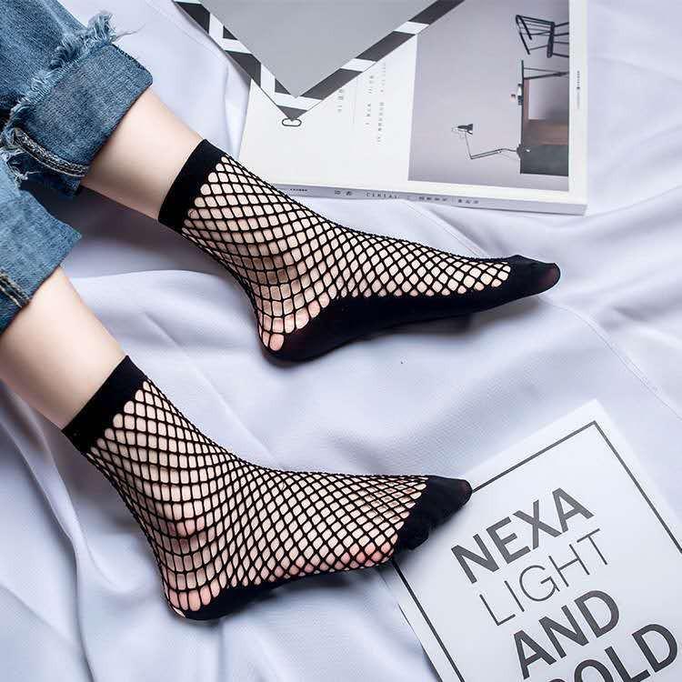 Women's Invisible Fishnet Socks: Summer Mesh Style with Thickened Soles, Non-Slip Design