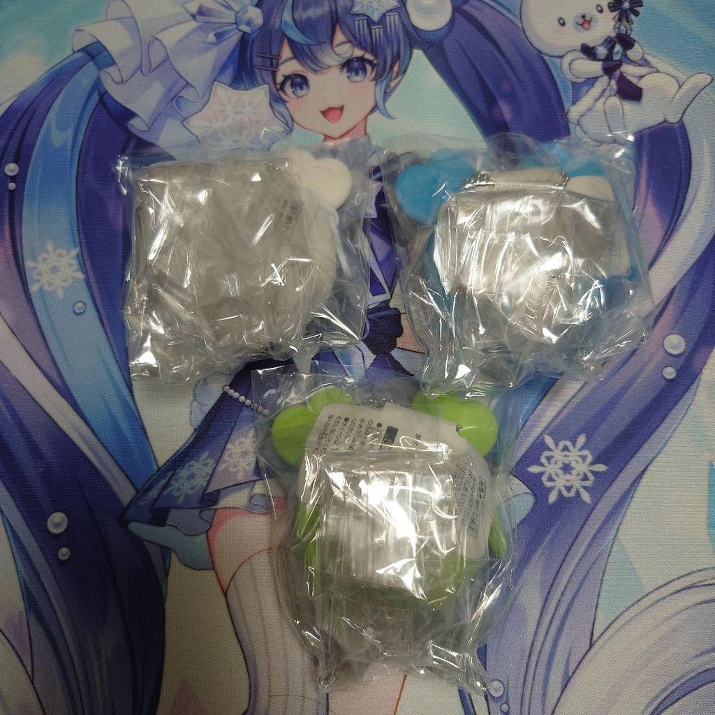 [USED] TWICE LOVELYS Silicone Mini Wallet