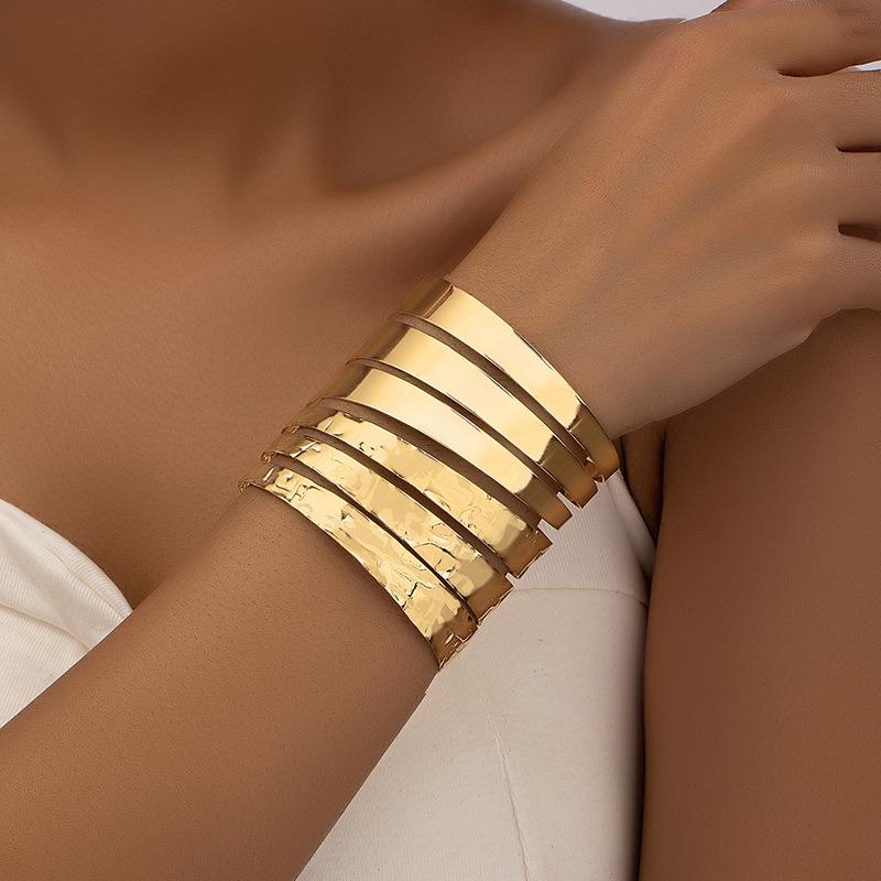 European & American Trendy Geometric Bangle - Women's Unique, Creative Open-Style Jewelry