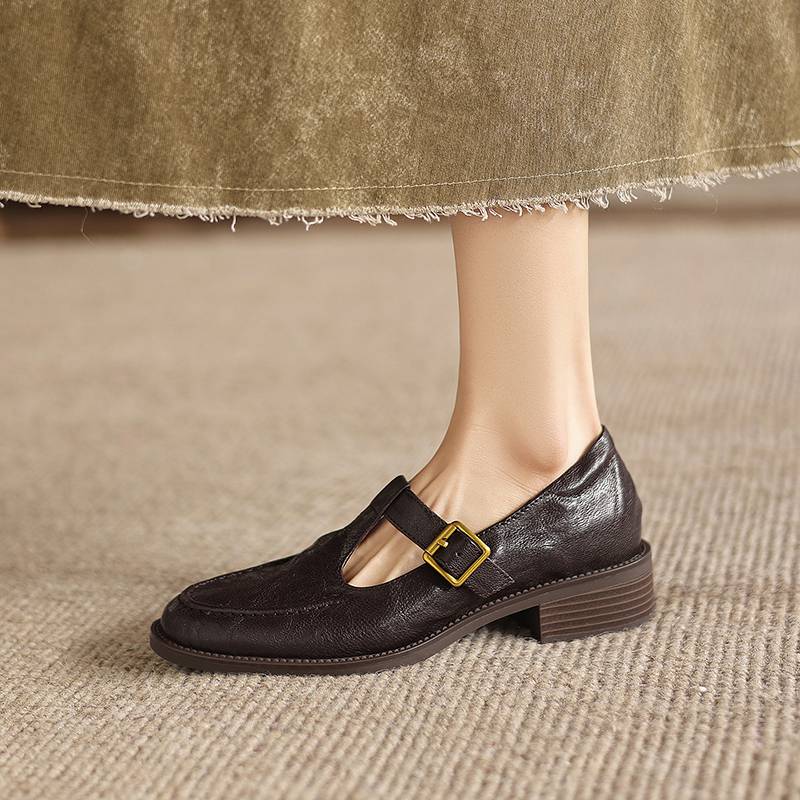 Krazing Pot Sheepskin Round Toe Thick Med Heels Spring Shoes Slip on Big Size 42 Loafers Women Metal Buckle Pleated Pumps