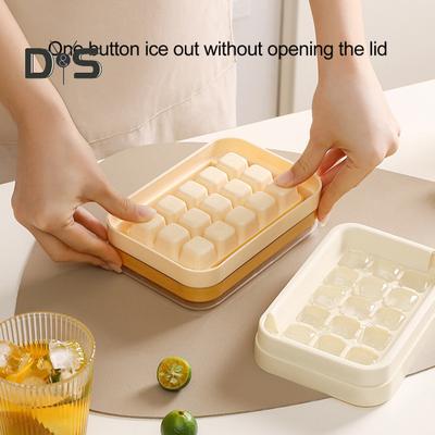 Vaschetta per cubetti di ghiaccio con coperchio 15 cubetti Griglia per ghiaccio Fondo in silicone a rilascio facile Vaschette per ghiaccio impilabili per congelatore
