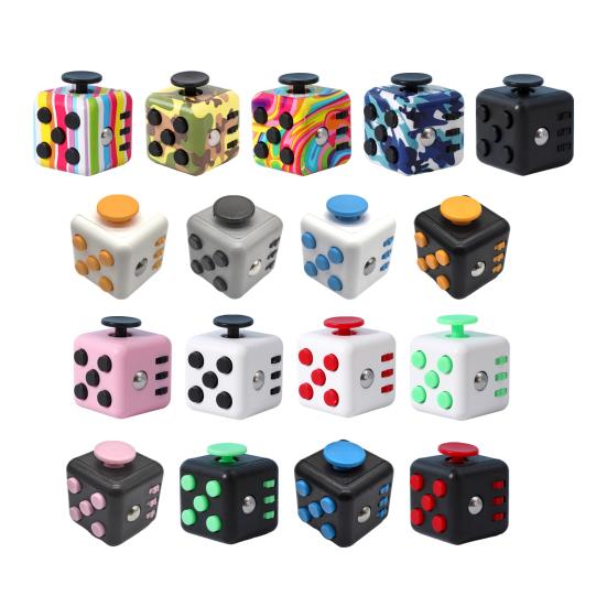 

Stress Relief Mini Cube Toy Portable Six-Sided Anxiety Relieving Cube Home Office Worker Silent Calming Cube Sensory Toy