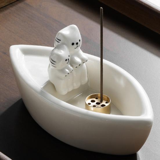 Cat Candle Holder Boat-Shaped Aromatherapy Cup Kittens Warming Paws Tea Light Holder for Home Bedroom Living Room Decor