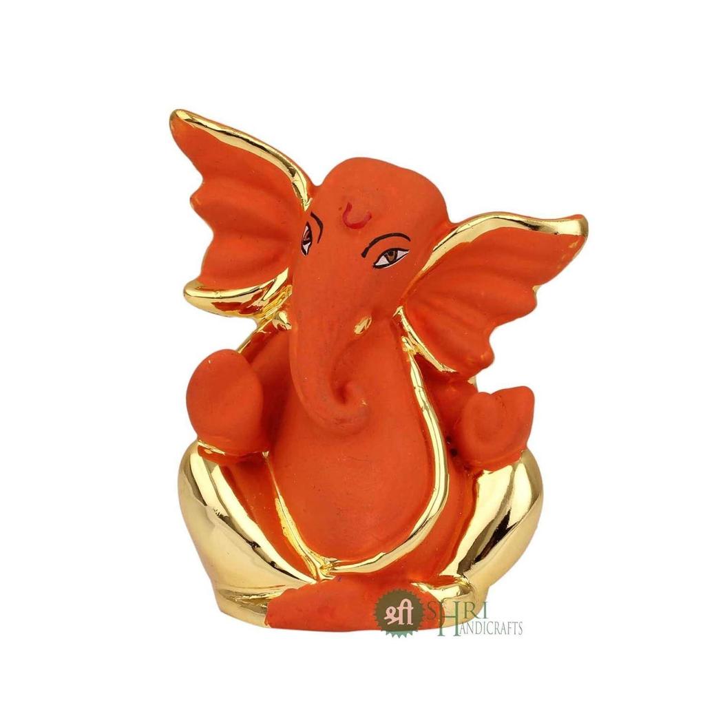 Resin God Ganpati Gold Ganesha Idol for Car Dashoboard & Home and Office Décor