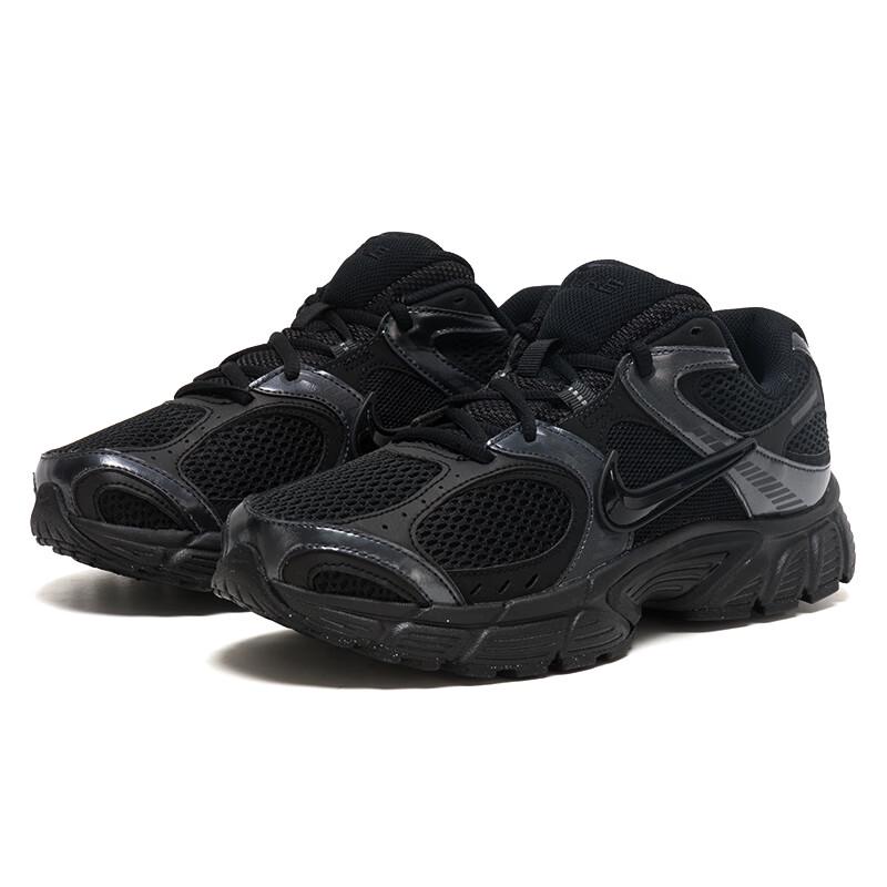 Nike Men's V5 RNR Casual Shoes