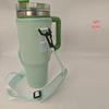 Neue 40oz Ice Buster Becherhülle mit verstellbarem Schultergurt, Tauchmaterial, Keine Seitentasche - Tragbarer Auto-Becherhalter
