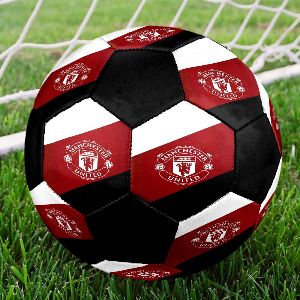 Manchester United Theme Size 5 Soccer Ball, Suitable for Both Indoor and Outdoor Matches, a Gift Suitable for Everyone.
