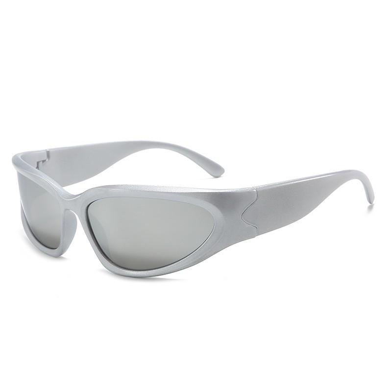 

Y2K Cyberpunk Sunglasses: Unisex Silver Cycling Goggles with Tech Style