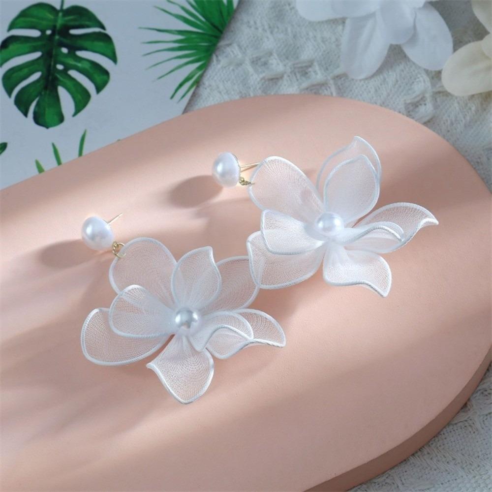 Pearl Beach Earrings Sweet Petals Stud Earrings French Style Mesh Flower Dangle Earrings Seaside белый