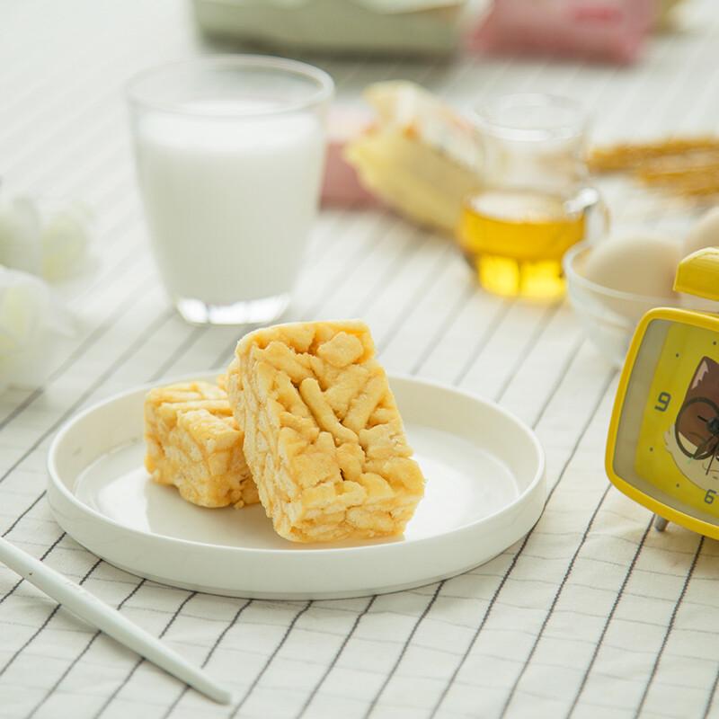 Three Squirrels Sachima Snacks