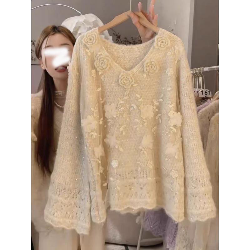 Three-dimensional flower design knitted sweater top autumn and winter new loose gentle wind sweater pullover woman