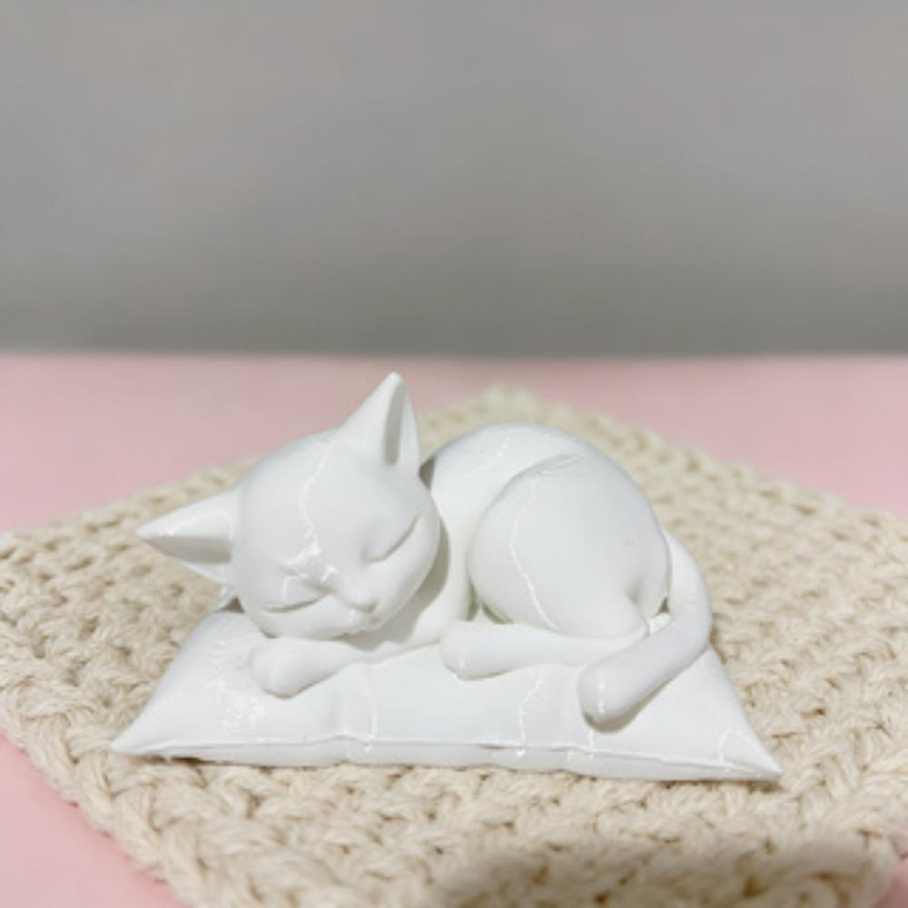 

Pillow Style Sleeping Posture Cat Sculpture, Sleeping Cat Statue Ornament on The Pillow, Designed Specifically for Cat Lovers белый