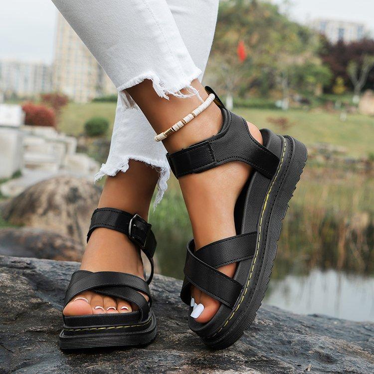 Summer New Thick-soled One-character Cross-belt Solid Color Buckle Belt Large Size Hollow Roman Sandals