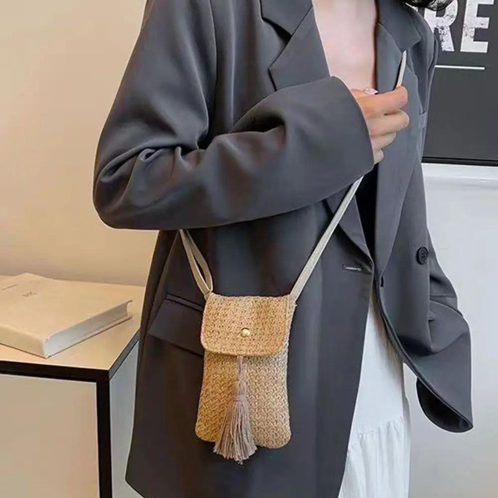 Elegant Woman Phone Pouch Weaving Crossbody Bucket Bag Casual Woven Beach Bag Beach