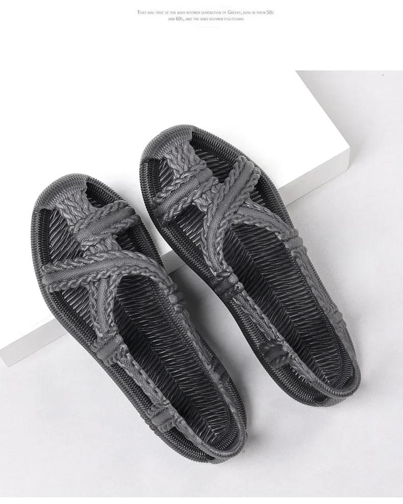Retro handmade woven shoes with soft soles anti slip beach shoes for men's and women's rattan woven grass sandals slippers