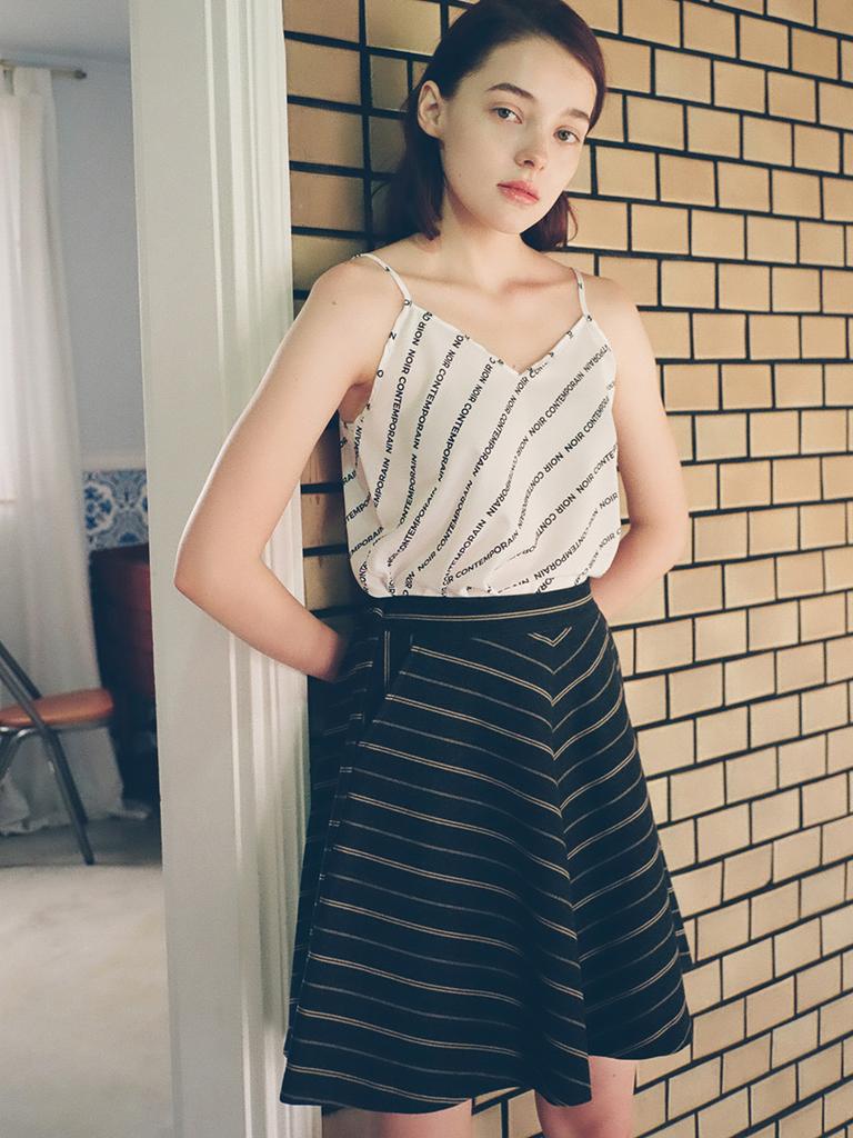 Nouah V Skirt (Bk)