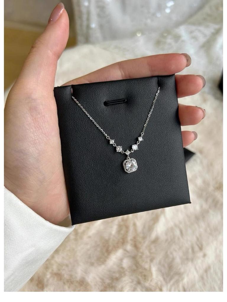 S925 Sterling Silver Small Square Sugar Necklace - Luxury Clavicle Chain Gift for Women