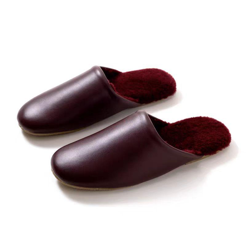 

Высококачественные шерстяные тапочки: Уютная овчина для осени и зимы - Унисекс для дома и отеля Size 30 fits 45-46 бордовый