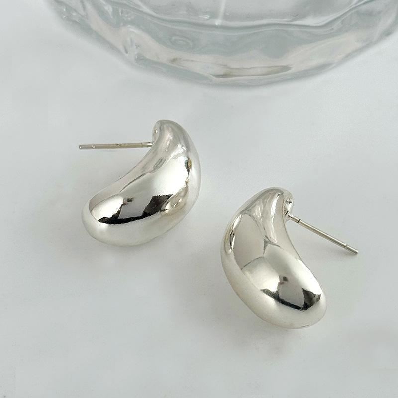 French Luxury C-Shaped S925 Silver Stud Earrings: Elegant and Stylish Design for Women