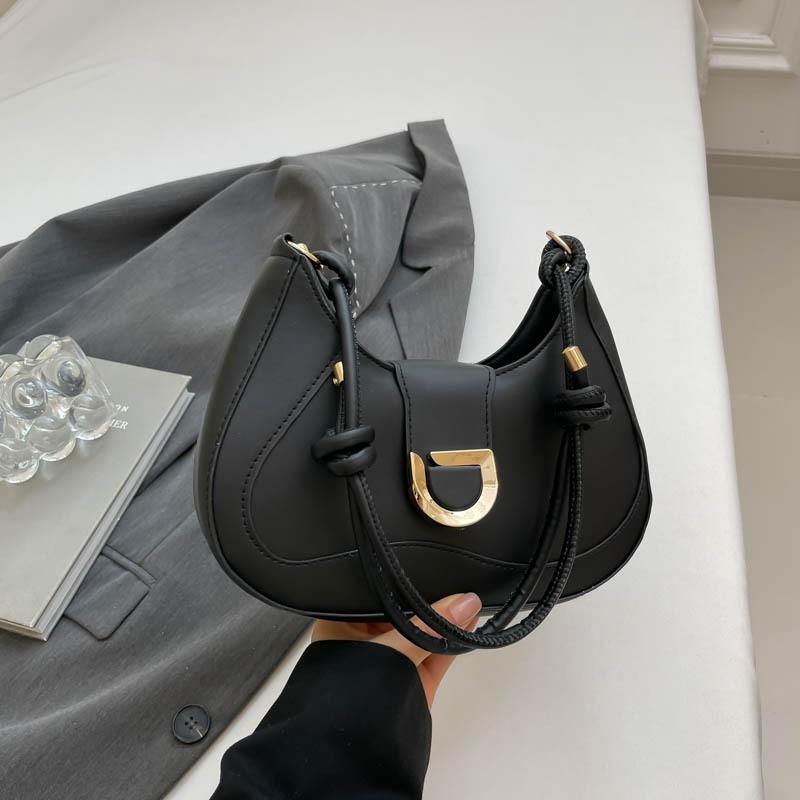 

Fashion women s bags, niche design, temperament, underarm baguette bag, simple and versatile, high-end single shoulder crossbody saddle bag