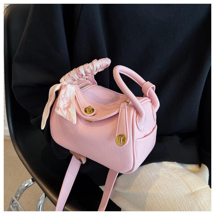 Tide Underarm Bag Women's High-end Fashion Shoulder Bag Niche Casual Pillow Women's Bag