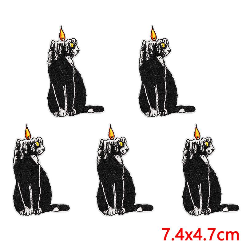 10 ks / Loty Série Černá kočka Vyšívané Kreslené Zvířecí Odznaky Klobouky Batoh Oblečení Zdobit Zvířecí Nášivka Nažehlovací Nášivky DIY