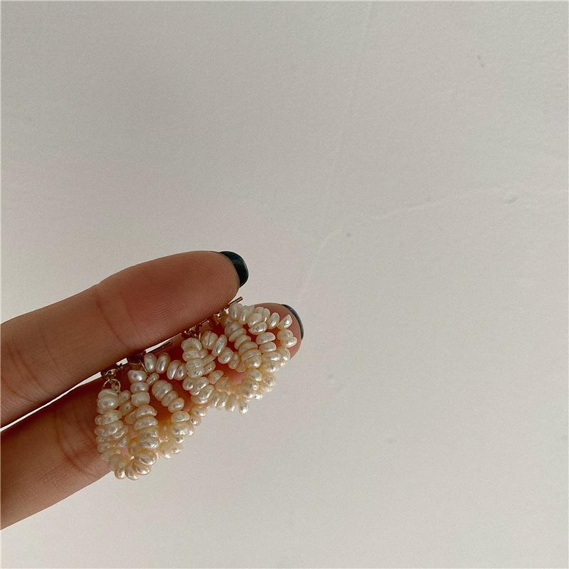 

Baroque natural freshwater pearl multi-layer earrings French court elegant literary earrings European and American earrings