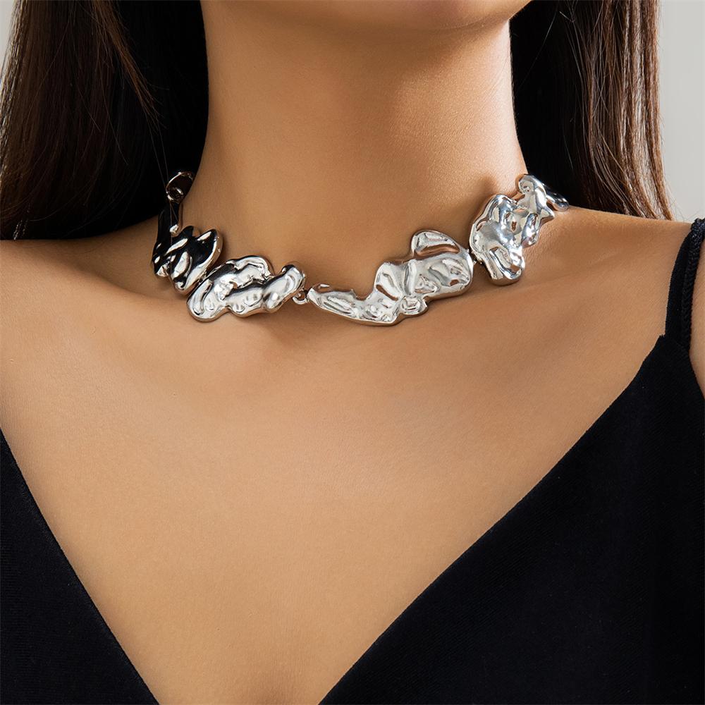 Unique Exaggerated Irregular Big Necklace for Women Creative Thick Gold and Silver Color Metal Chain Choker Fashion Jewelry Gift