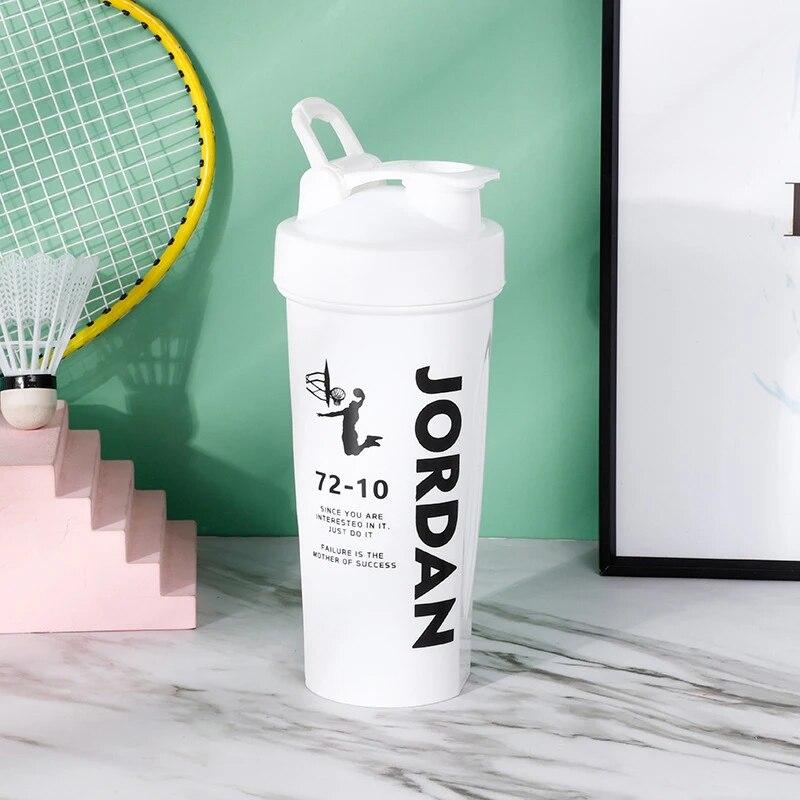 

Шейкер, 1000 мл, протеиновая бутылка, чашка для коктейля с порошком, большая емкость, бутылка для воды, пластиковая чашка для смешивания, бутылки для упражнений по бодибилдингу 1000ml белый