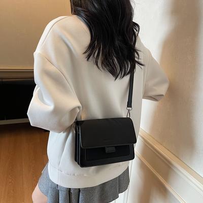Premium Sense Small Square Bag Women's 2025 New Trendy Korean Version Wide Shoulder Strap Shoulder Bag Fashionable Versatile Messenger Bag