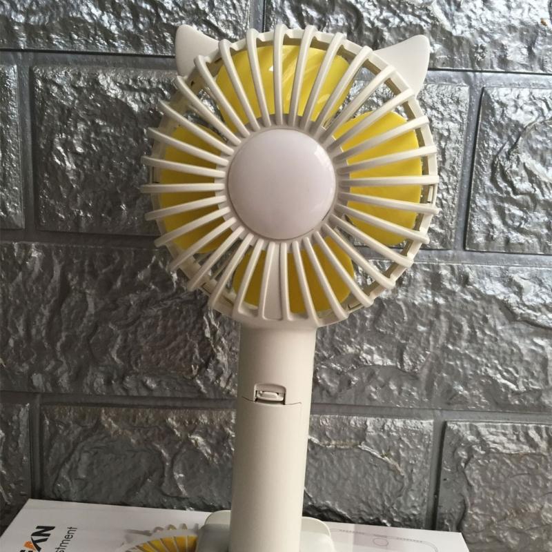 Cute Mini Fan Small Travel Fan Rechargable Cooling Device Lightweight Electric Fan Suitable for Indoor and Outdoor Use