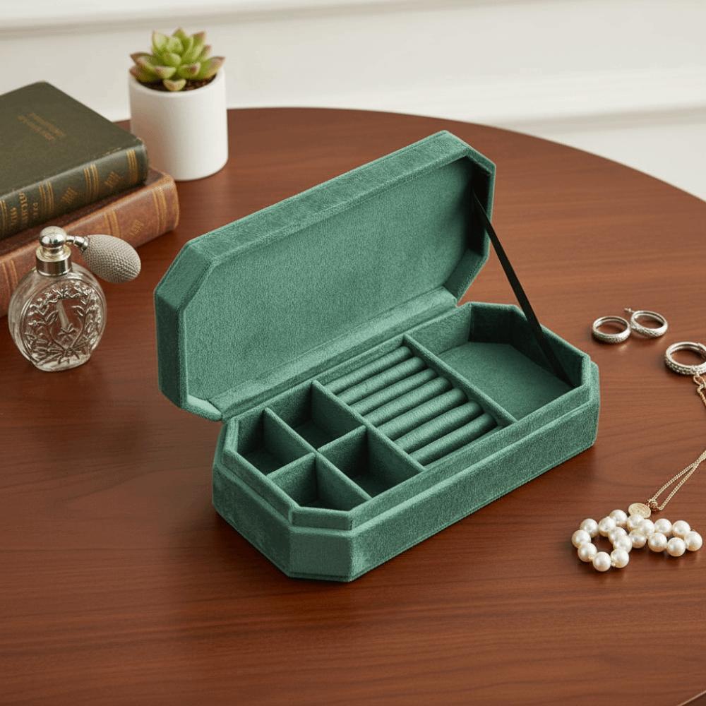 Schmuckverpackungsbeutel mit großer Kapazität Ringe Halskette Quadratische Schmuckschatulle Schmuckaufbewahrungskoffer Urlaub