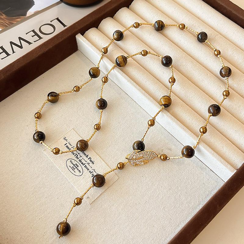 European and American retro coffee color tiger's eye stone beaded pearl necklace light luxury niche collarbone chain temperament advanced sense