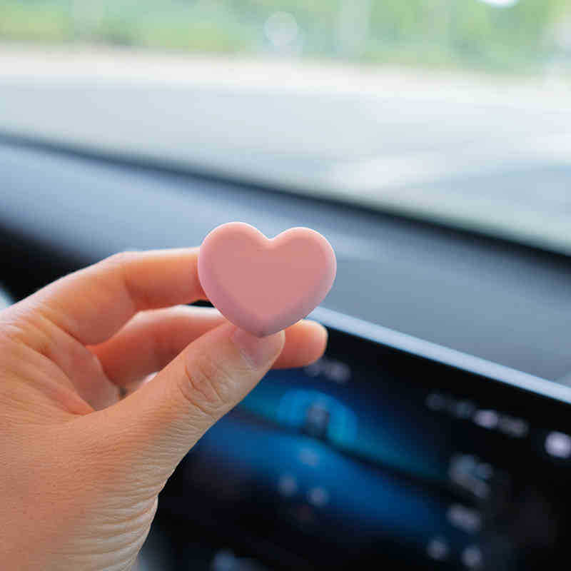 Car Accessories Internet Celebrity Duck Car Aromatherapy Perfume Car Console Decoration Supplies Girls