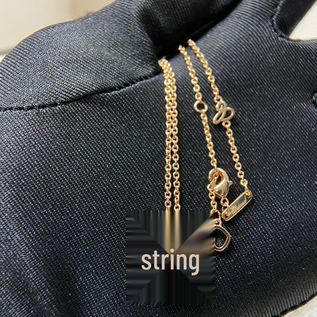 

2025 Elegant V Gold Clavicle Chain with Full Diamond Lace Design for Women золотий