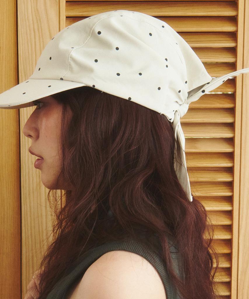 Maugeu Darted Scarf Cap Ivory