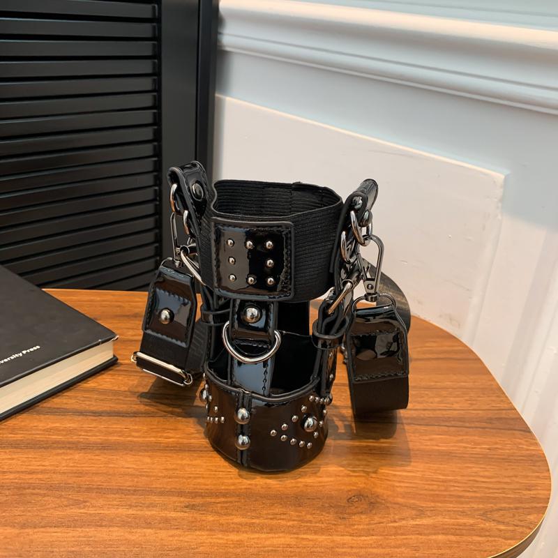Punk Women Mini Bucket Tote Bag Motorclye Girls Crossbody Bag For Water Bottle Gothic Female Shoulder Bag Rivet Black Handbag