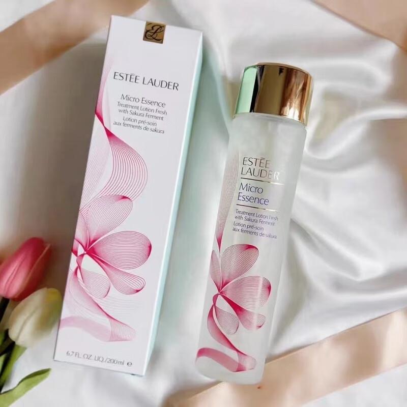 Estée Lauder Sakura Cherry Blossom Water