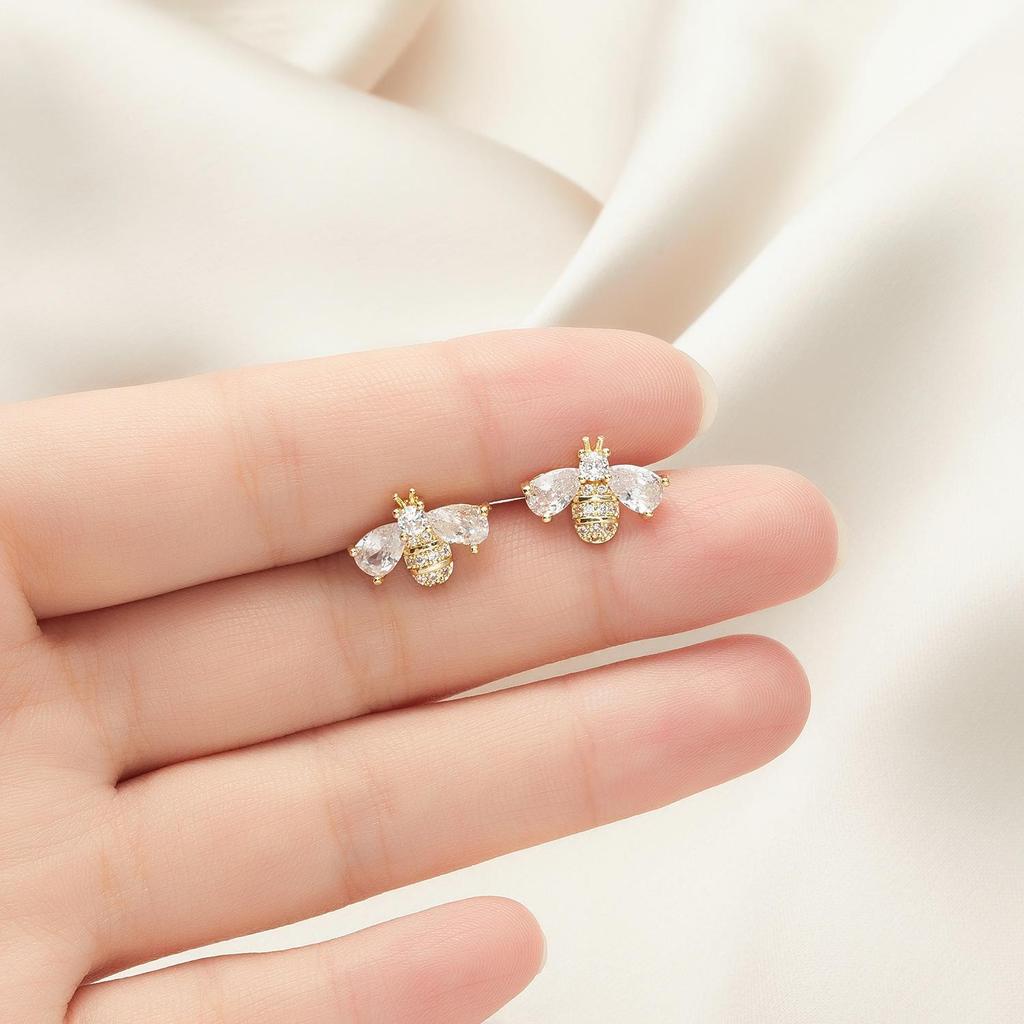 Kolczyki pszczoły z cyrkoniami mikro-inkrustowanymi, igła srebrna S925 dla kobiet: Prosty, Elegancki Wzór Zwierzęcy