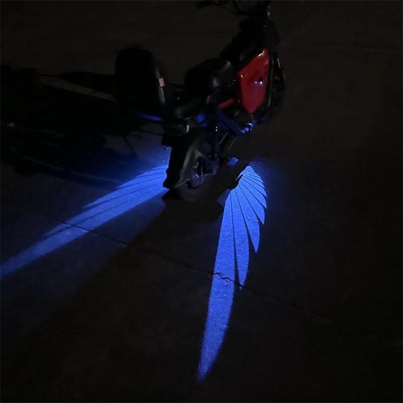 2 szt. Motocyklowy projektor świateł podwozia LED Ghost Angel Wings Light motocyklowa modyfikacja LED oświetlenie dekoracyjne