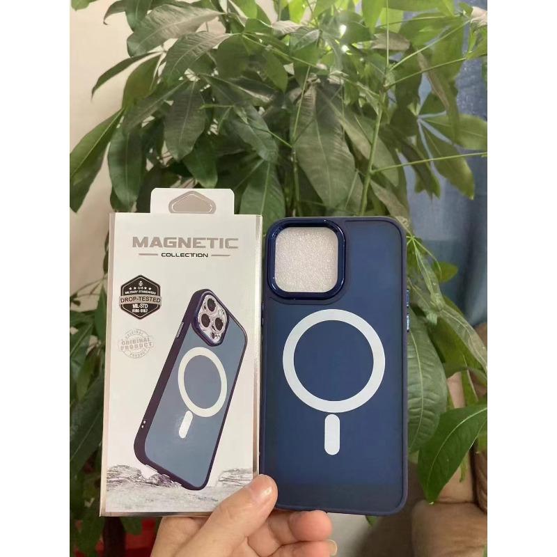 Anwendbar auf iPhone16Pro Goldschild Magnetische Saugkraft 15plus Anti-Hautgefühl Großes Loch X/xs Schutzhülle