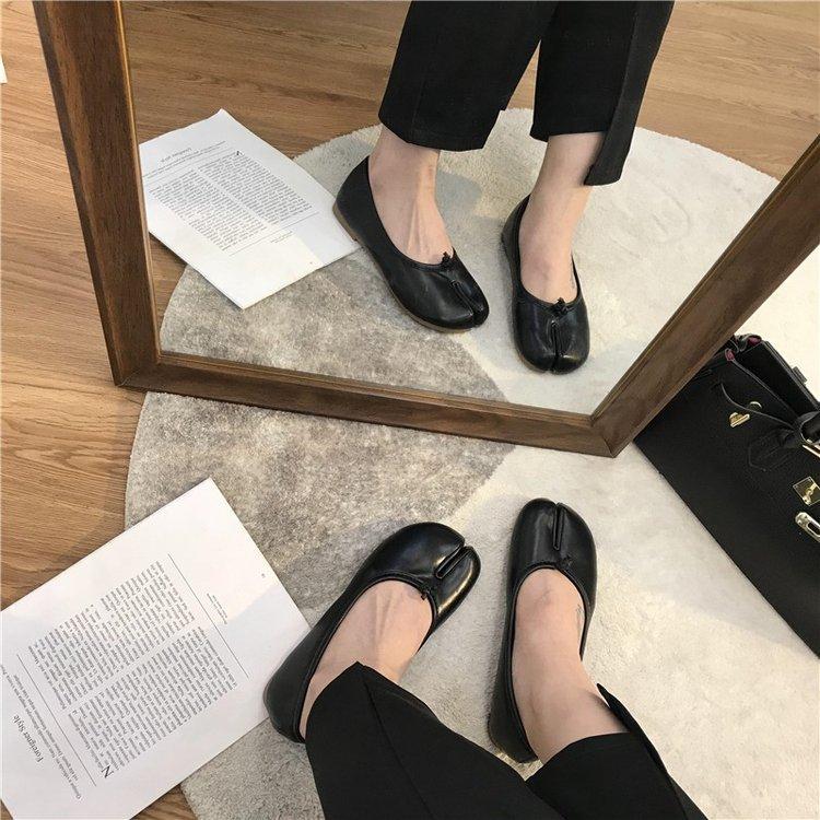 Koreanische Version von Pferdehufschuhen Zehenschuhe Damen Flachmaul Einzelne Schuhe Neu Einbeiniger Schweinsfuß Vielseitige Oma Flache Bohnenschuhe