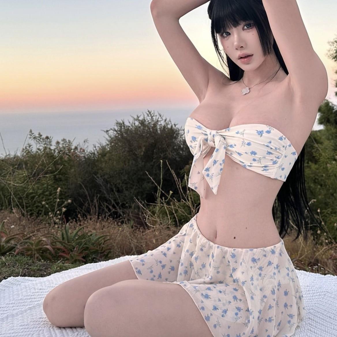 

Сладкий и очаровательный трехпредметный купальник бандо с юбкой с разрезом - Женская купальная одежда L цветочный