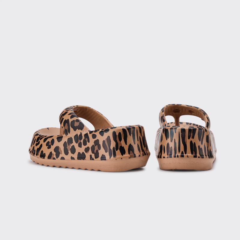 Женские шлепанцы для уличной одежды летом. Новый стиль с застежкой на носок на толстой — фото 7